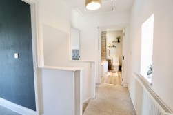 Oakfield, Pontllanfraith, NP12
