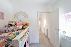 Oakfield, Pontllanfraith, NP12
