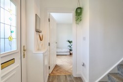 Oakfield, Pontllanfraith, NP12