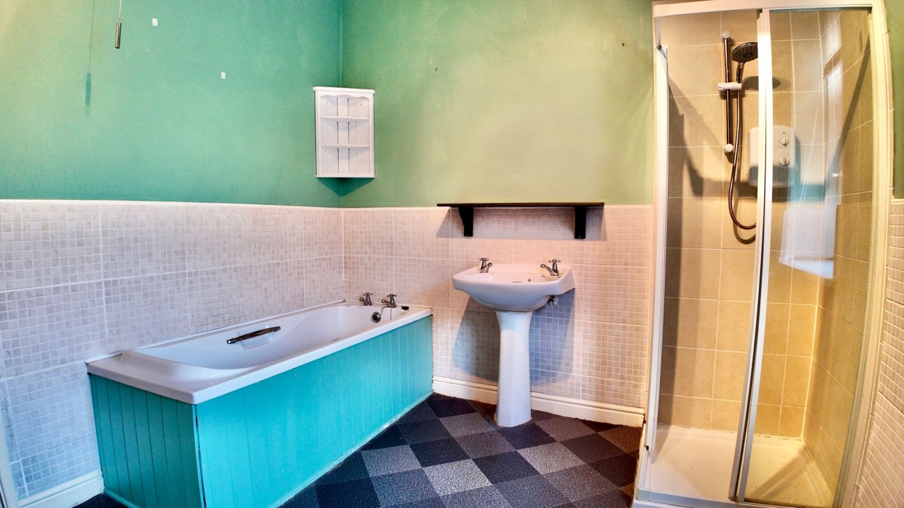 Golden Grove, Newbridge, NP11