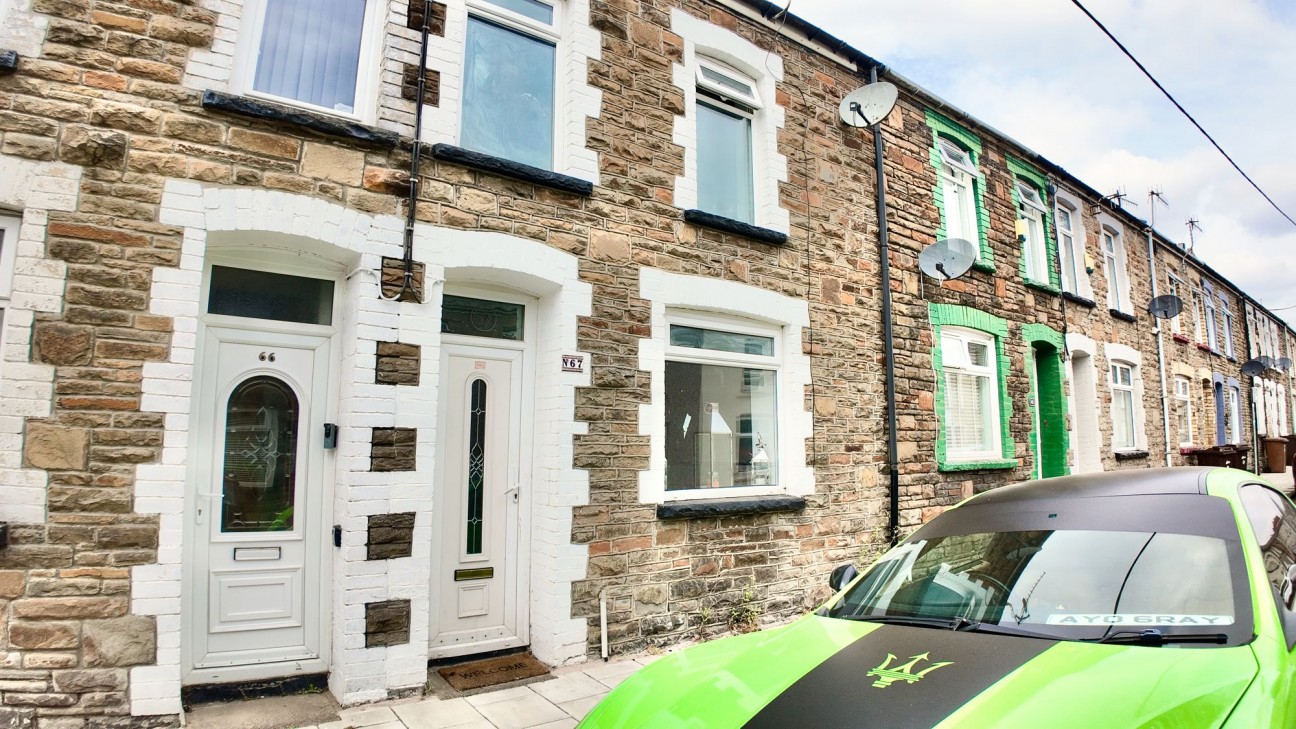 Greenfield Street, Bargoed, CF81