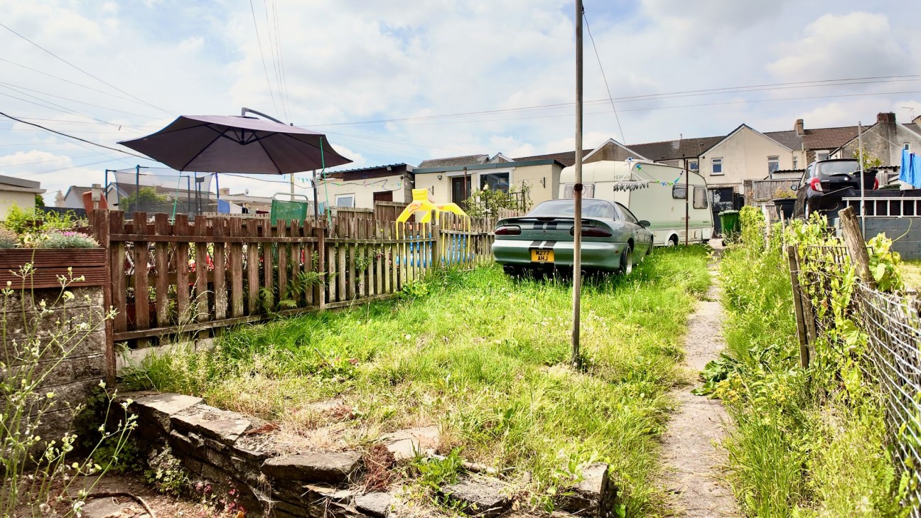 Greenfield Street, Bargoed, CF81
