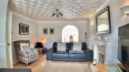 St. Johns Drive, Pontllanfraith, NP12