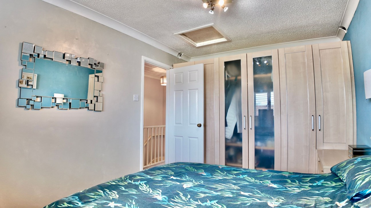 St. Johns Drive, Pontllanfraith, NP12