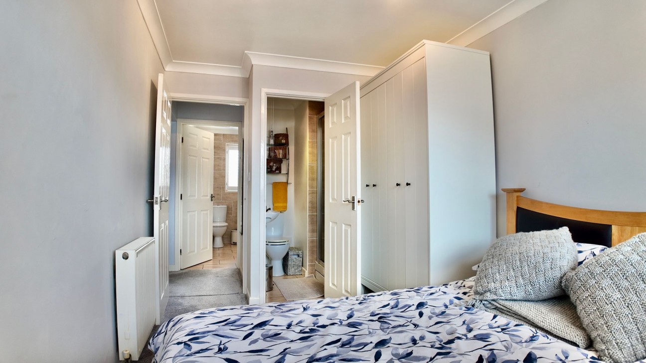 St. Johns Drive, Pontllanfraith, NP12