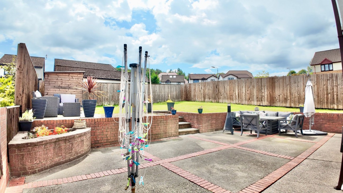 St. Johns Drive, Pontllanfraith, NP12