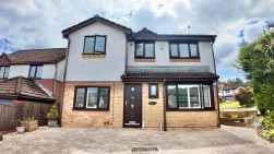 St. Johns Drive, Pontllanfraith, NP12