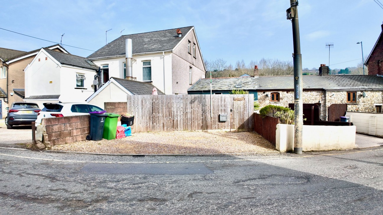 St. Lukes Road, Pontnewynydd, NP4