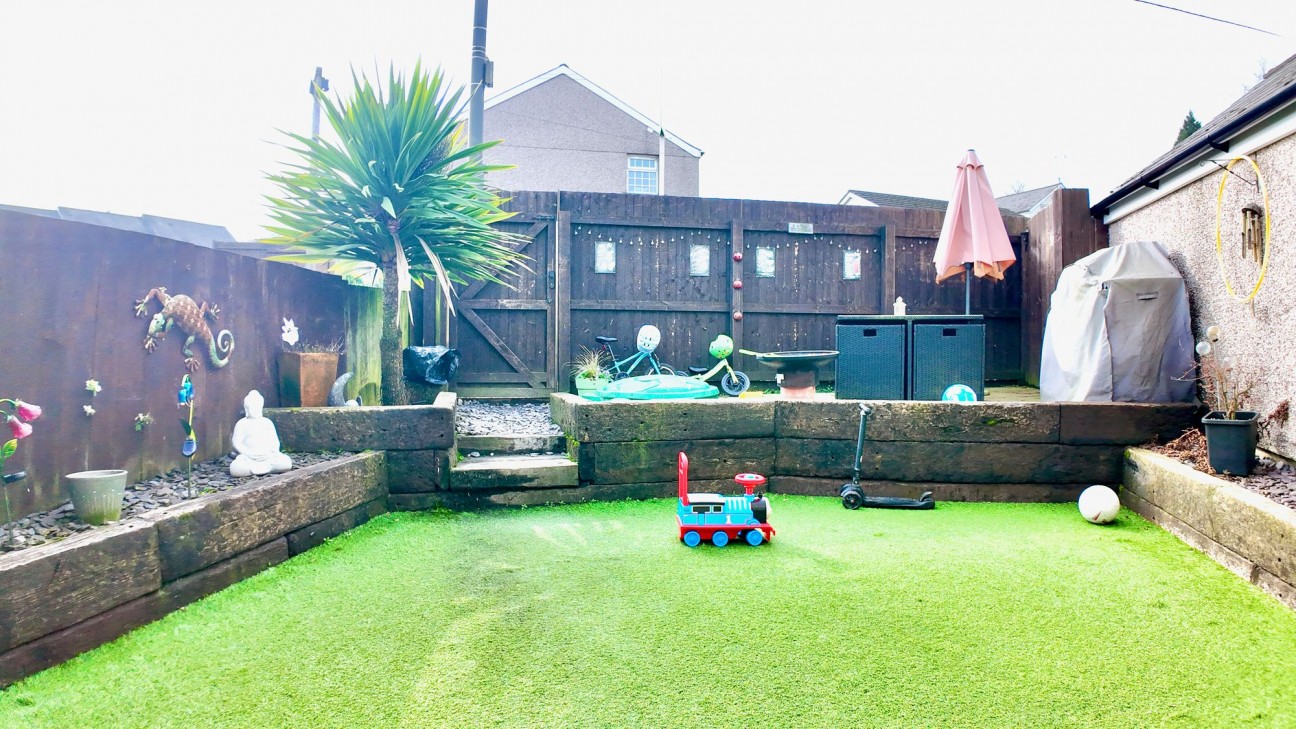 St. Lukes Road, Pontnewynydd, NP4