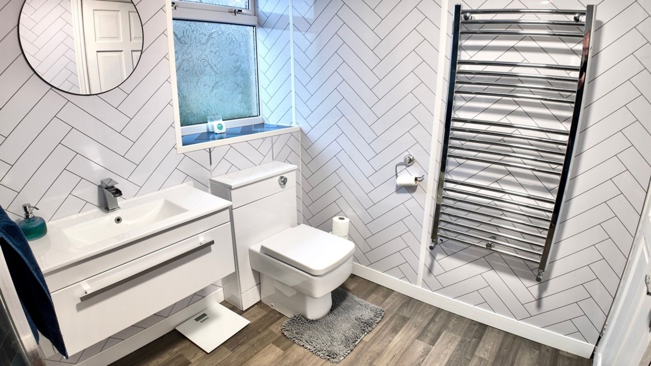 Plas Terrace, Fleur De Lis, NP12