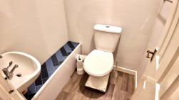 Plas Terrace, Fleur De Lis, NP12