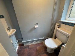 Queens Road, Elliots Town, NP24