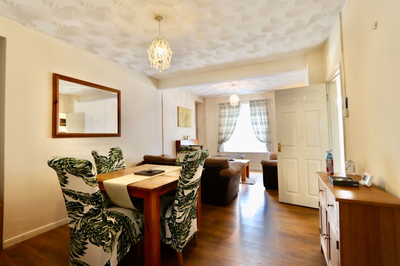 Queens Road, Elliots Town, NP24