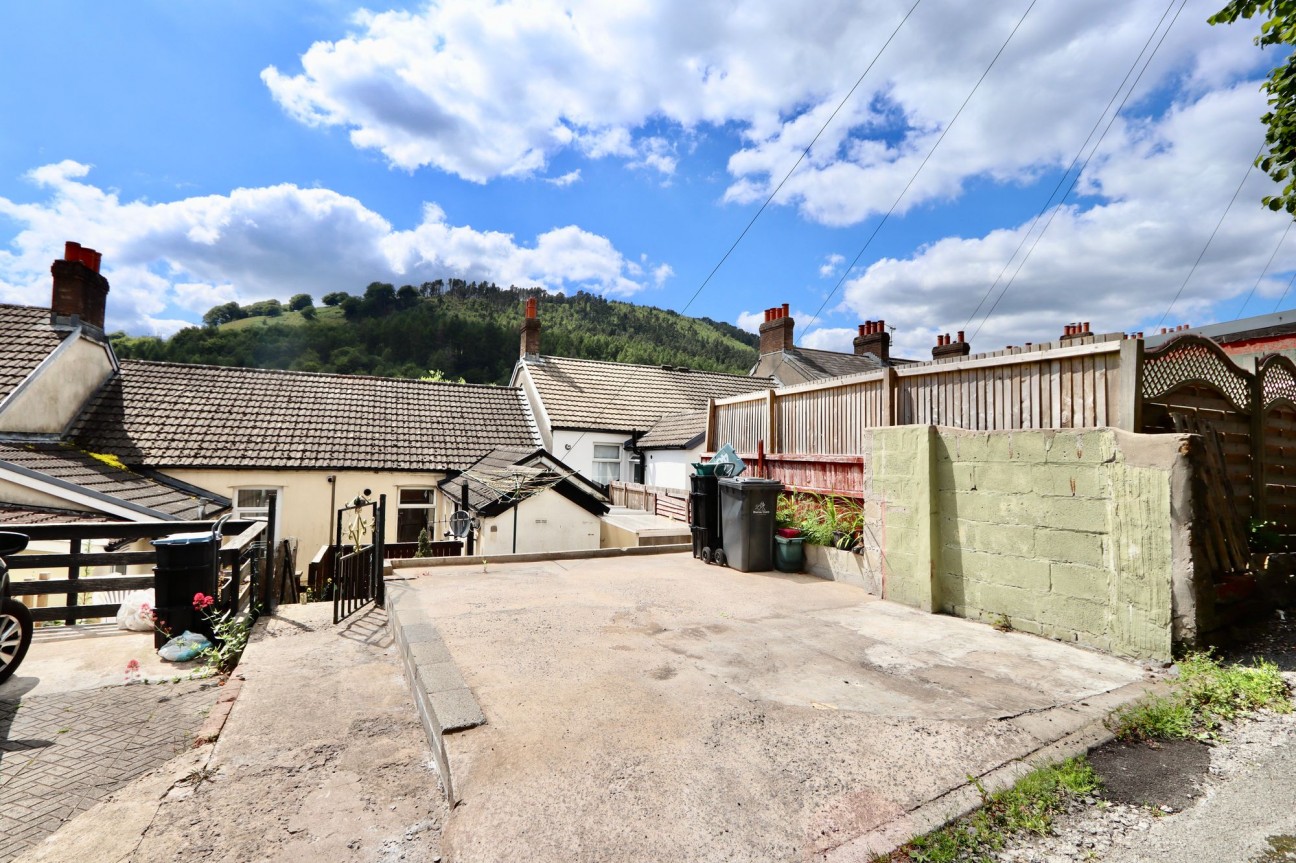 Alexandra Road, Six Bells, NP13