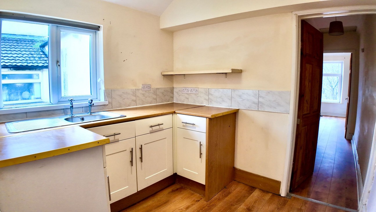 Alexandra Road, Six Bells, NP13