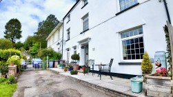 Pennar Lane, Newbridge, NP11