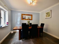 The Glade, Wyllie, NP12