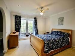 The Glade, Wyllie, NP12