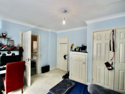 The Glade, Wyllie, NP12