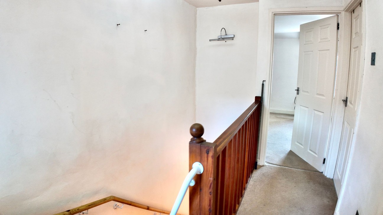 Woodland Terrace, Abercarn, NP11