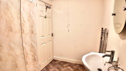 Woodland Terrace, Abercarn, NP11