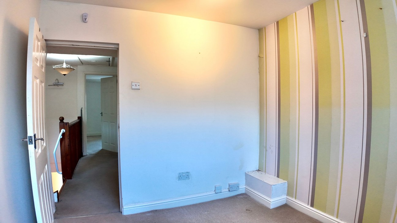 Woodland Terrace, Abercarn, NP11