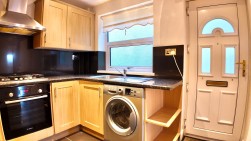 Woodland Terrace, Abercarn, NP11