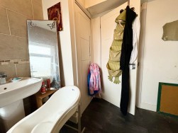 Twynyffald Road, Blackwood, NP12