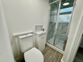 Queens Road, Elliots Town, NP24