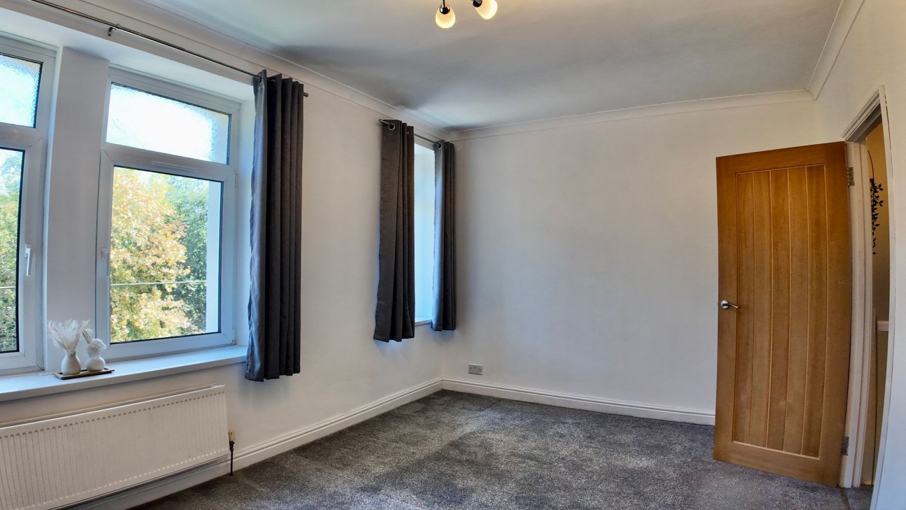 Glen View, Hollybush, NP12