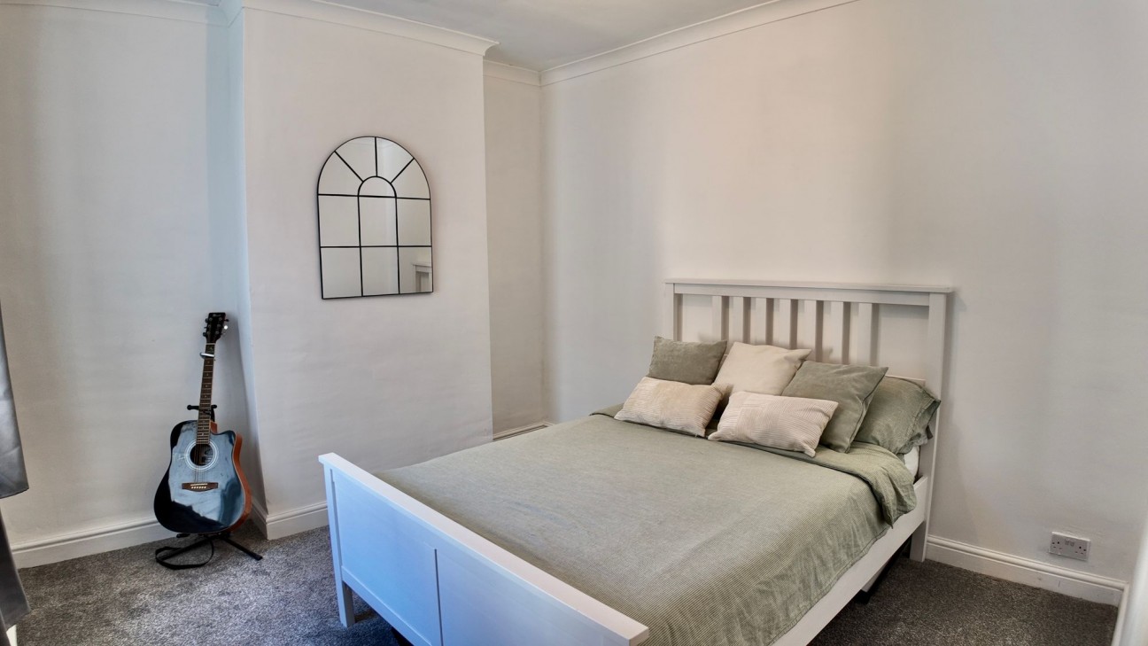 Glen View, Hollybush, NP12