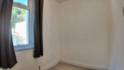 Glen View, Hollybush, NP12