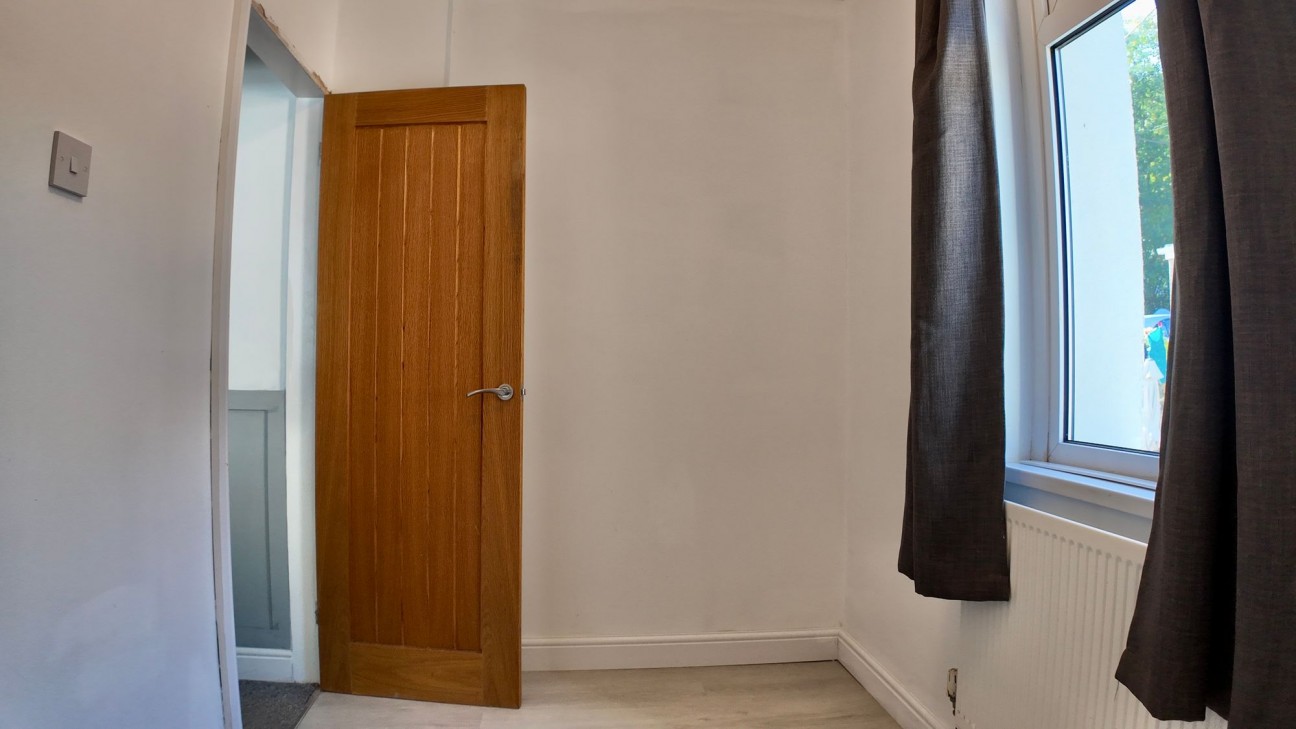 Glen View, Hollybush, NP12