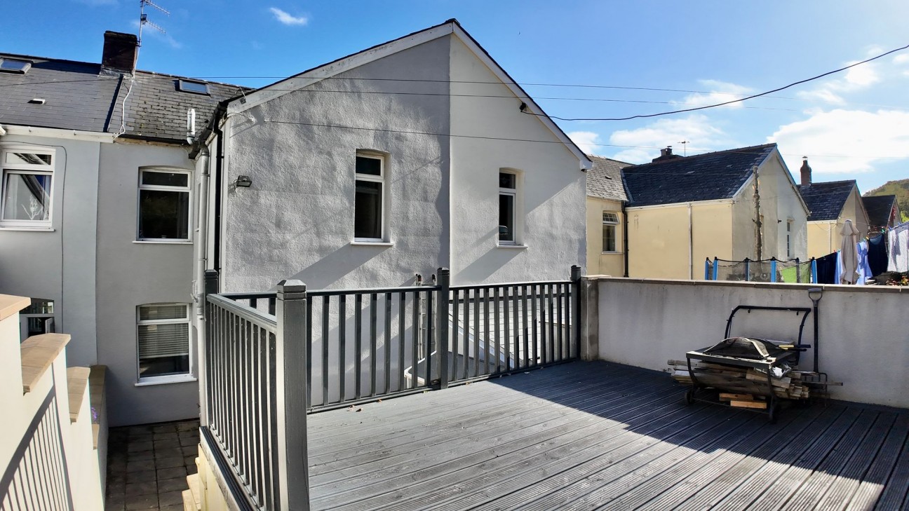 Glen View, Hollybush, NP12