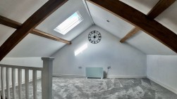 Glen View, Hollybush, NP12