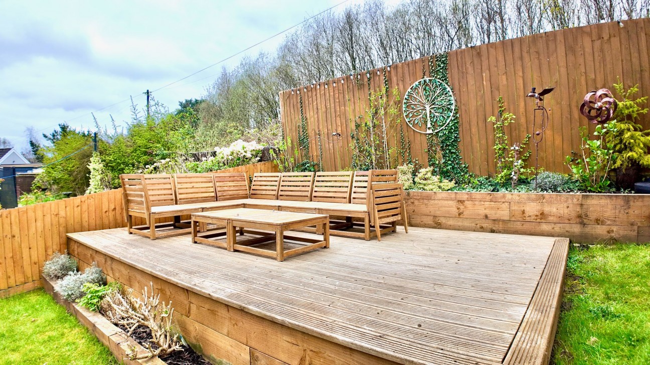 Penallta Road, Ystrad Mynach, CF82