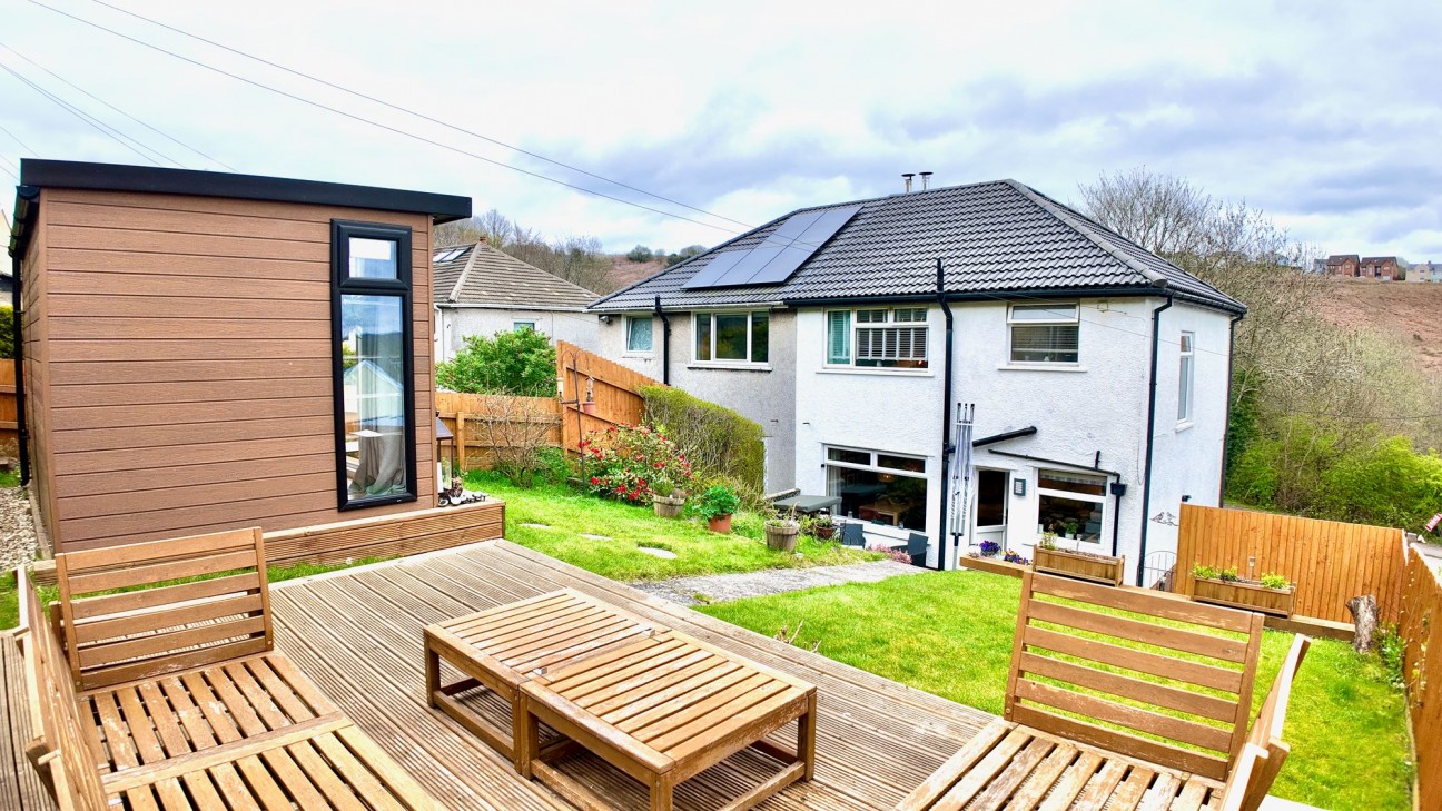 Penallta Road, Ystrad Mynach, CF82