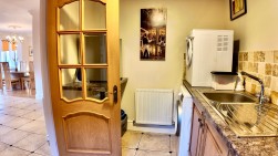 Gellideg Lane, Maesycwmmer, CF82