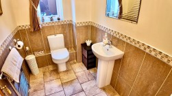 Gellideg Lane, Maesycwmmer, CF82