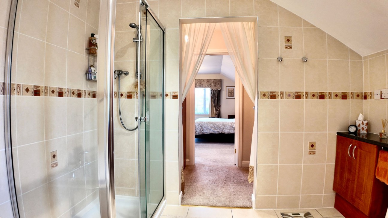 Gellideg Lane, Maesycwmmer, CF82