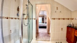 Gellideg Lane, Maesycwmmer, CF82