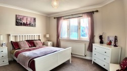 Gellideg Lane, Maesycwmmer, CF82