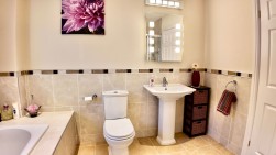 Gellideg Lane, Maesycwmmer, CF82