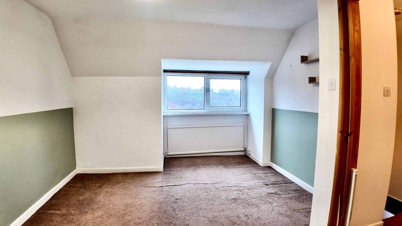 Farm Road, Crumlin, NP11