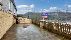 Farm Road, Crumlin, NP11