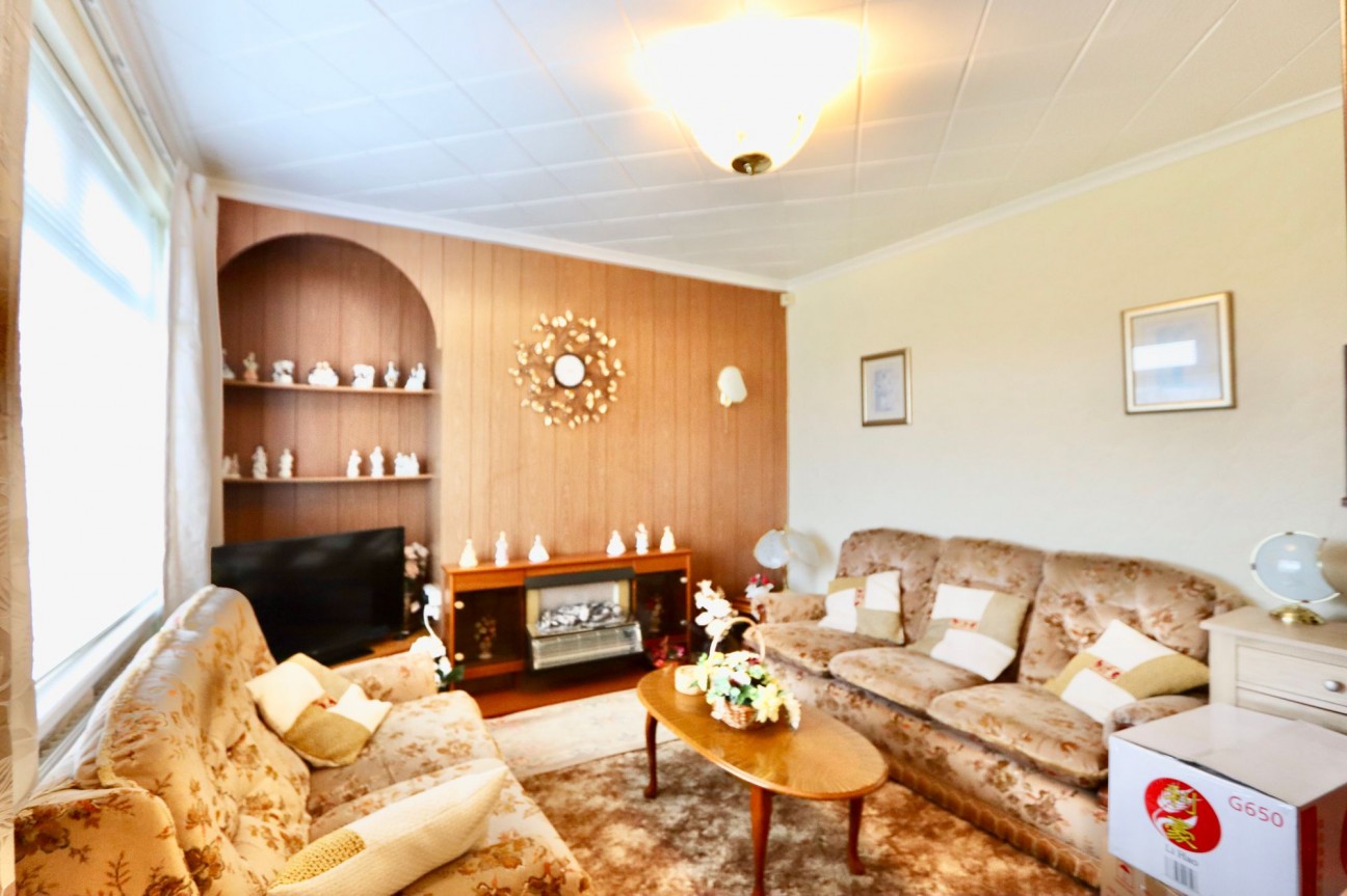 Albertina Road, Newbridge, NP11