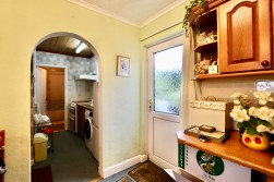 Albertina Road, Newbridge, NP11