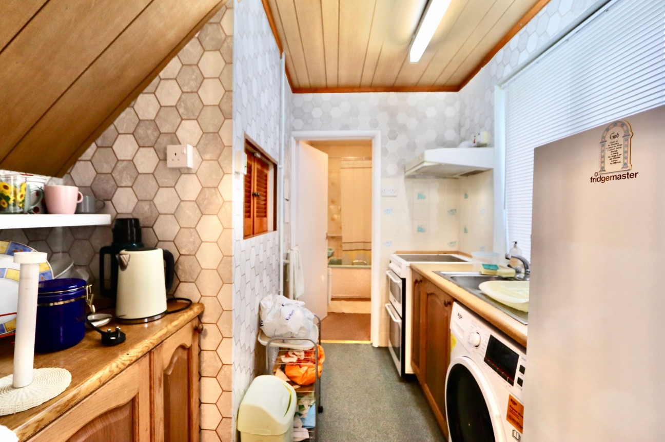 Albertina Road, Newbridge, NP11