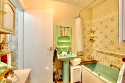 Albertina Road, Newbridge, NP11