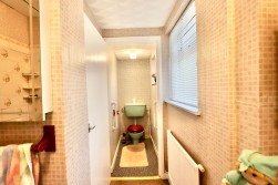 Albertina Road, Newbridge, NP11